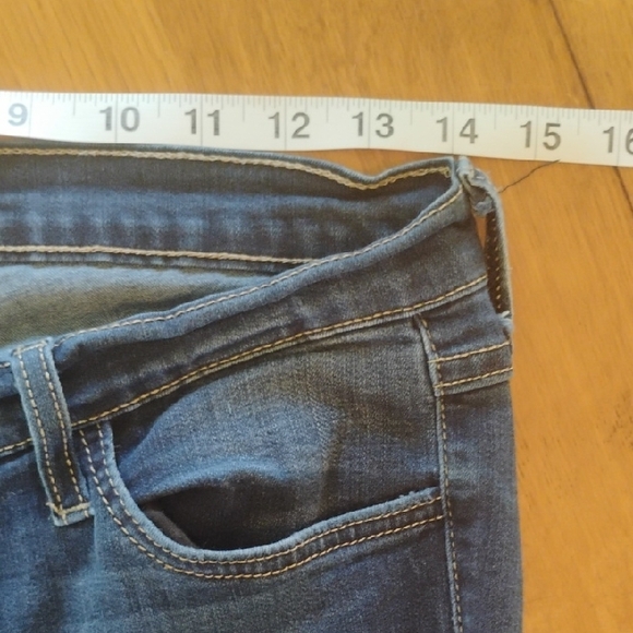 Flying Monkey Blue Skinny Jeans with Distressed Details. Size 28. Back To School - Picture 6 of 10